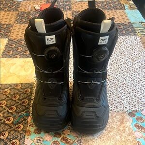 Kids Flow Black Snowboard Boots used